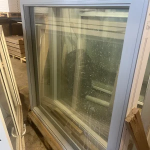 OUTLET Inåtg sidohängt Grå 15×15 ID 86293